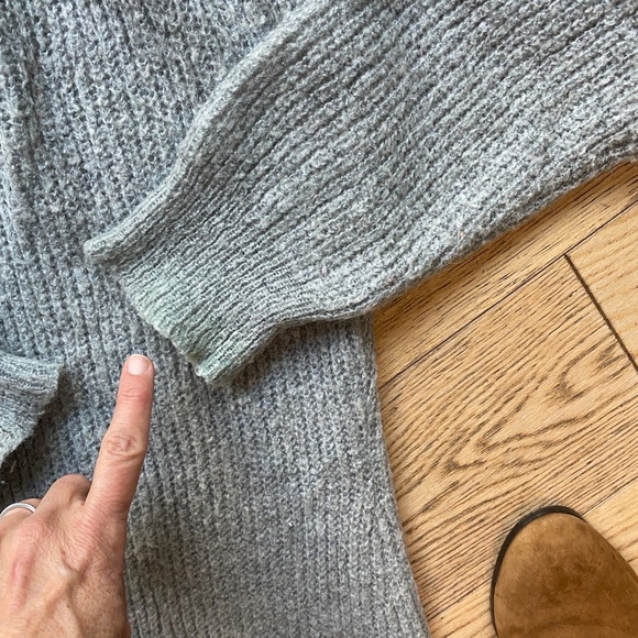Wool long sweater - Picture 10 of 10